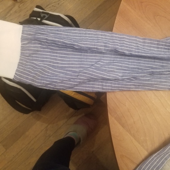 Womans blouse - Picture 4 of 5